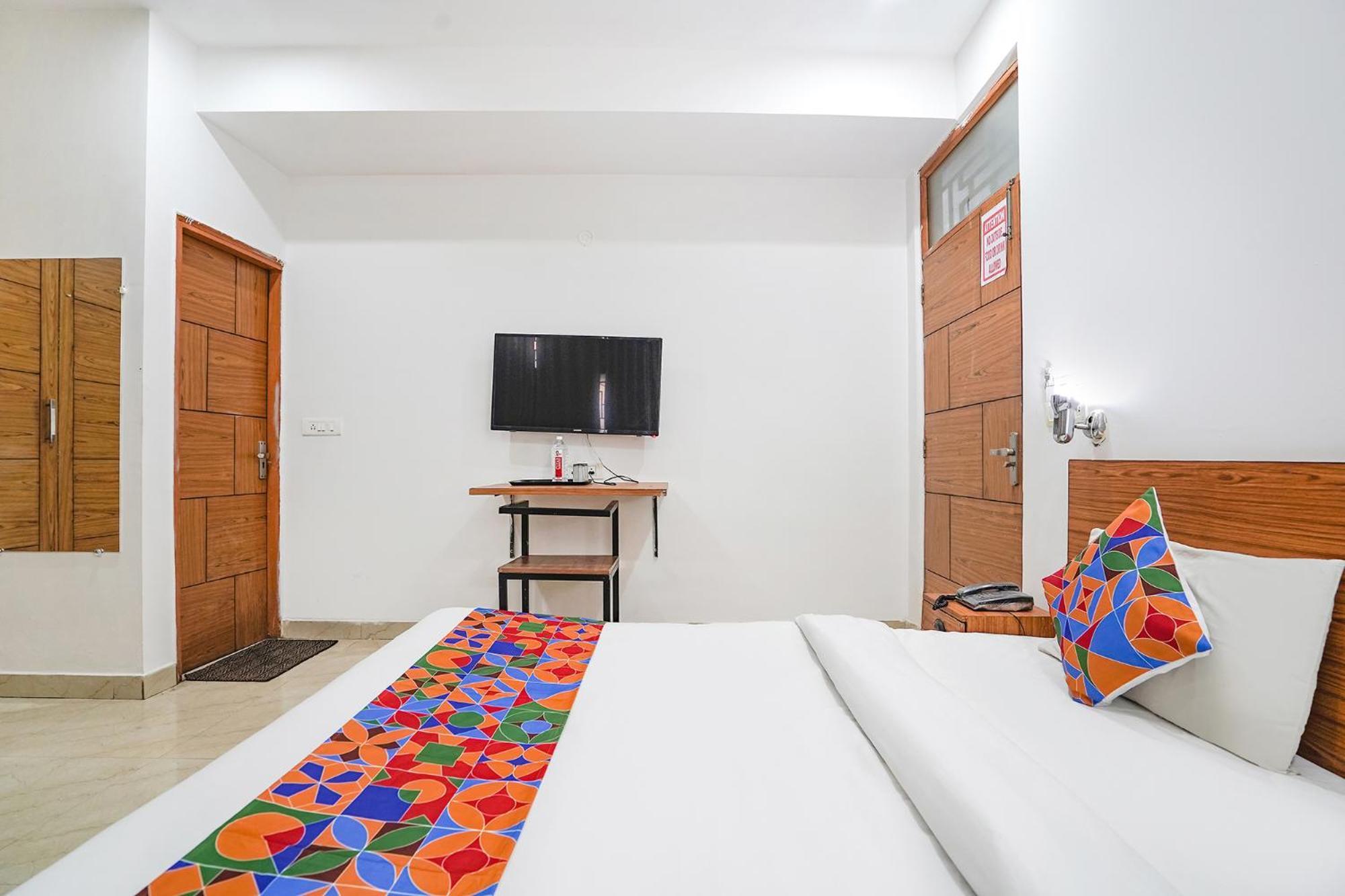 Fabhotel Prime Residency New Delhi Exterior photo